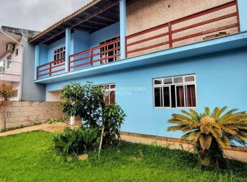 Casa · 248m² · 3 Quartos · 3 Vagas · Excelente casa 4D com suíte + 3 vagas para venda em Biguaçu - SC
