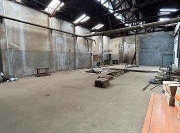 ffc96ea2-fb33-4c60-8407-be16c09d75da · Conjunto comercial para locação em Vila Anastácio, 572m²