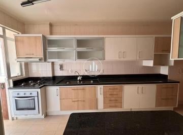 Apartamento · 132m² · 3 Quartos · 1 Vaga · Apartamento 3 Quartos c/ 1 Suíte +1 dep de empregada - Canto