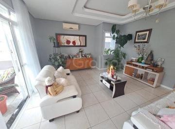 41575_i27N277pq37_41575696e28b5ac8a5.jpg · Casa com 5 quartos e piscina a 5 minutos da Lagoa da Conceição