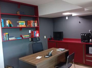 Comercial , Vicente Pires · RUA 10B - Loja 100% mobiliada piso no porcelanato recepção separada com gesso blindex e 02 cadeiras!