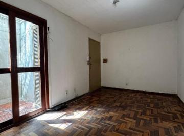 Apartamento · 49m² · 1 Quarto · Apartamento Central à Venda – Condomínio Edifício Clera