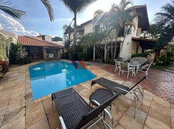Casa · 278m² · 4 Quartos · 6 Vagas · Casa colonial, 4 quartos, piscina e quintal amplo - Ingá Alto - Betim/MG