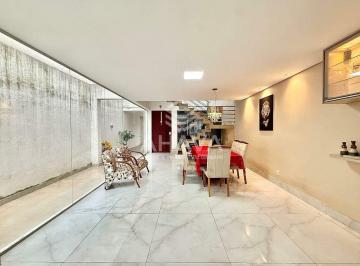 Casa · 230m² · 3 Quartos · 2 Vagas · Casa com 3 Quartos à Venda, 230m², Vila Clóris, próximo à Avenida Doutor Cristiano Guimarães