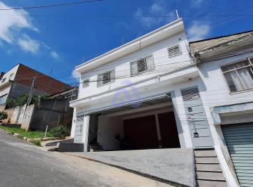 Casa · 174m² · 2 Quartos · 4 Vagas · Casa em Vila Romanópolis, Ferraz de Vasconcelos/SP de 174m² 2 quartos à venda por R$ 900.000,00