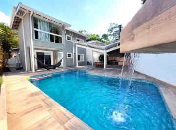 Casa · 230m² · 3 Quartos · 3 Vagas · Casa em Chácara de La Rocca, Carapicuíba/SP de 230m² 3 quartos à venda por R$ 1.550.000,00