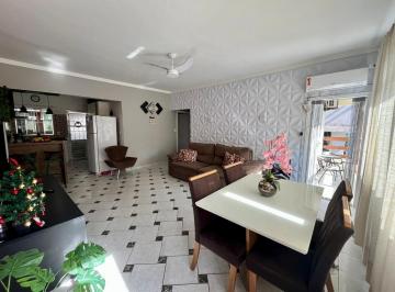 Apartamento · 90m² · 3 Quartos · 1 Vaga · Apartamento com 3 quartos sendo 1 suíte com Varanda e Churrasqueira na Enseada, Guarujá