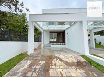 .jpg+2025-03-04 · Casa em Porto Alegre, no bairro Vila Conceição, com 3 dormitório(s), à venda.
