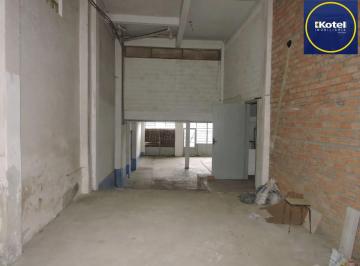 Comercial · 937m² · 3 Quartos · 2 Vagas · Loja-Pavilhao-Bairro-Gloria.