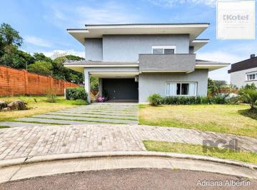 Casa · 248m² · 3 Quartos · 2 Vagas · Casa à venda - em Porto Alegre