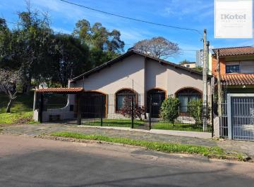 Casa · 199m² · 3 Quartos · 3 Vagas · Casa de 3 dormitório no bairro Jardim do Salso