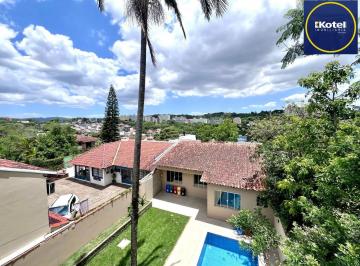 Casa · 350m² · 3 Quartos · 2 Vagas · Casa com 04 quartos (01 suíte) 02 vagas no Bairro Jardim Sabará em Porto Alegre