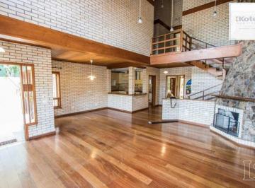 Casa · 230m² · 3 Quartos · 4 Vagas · Sobrado à venda com 3 quartos, 1 suite, 4 vagas de garagem - Vila Conceição