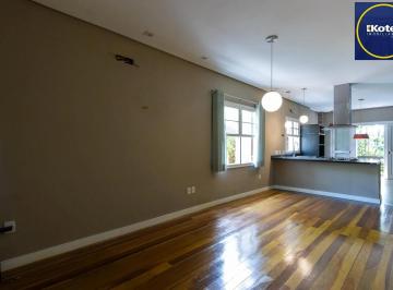Casa · 185m² · 3 Quartos · 2 Vagas · Bela casa térrea, 2 dormitórios e 1 suite - Parte alta do Bairro Espirito Santos