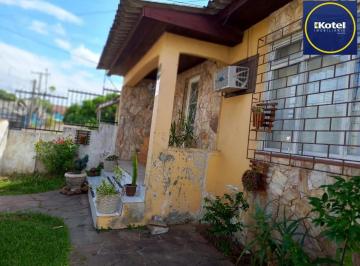 Casa · 150m² · 4 Quartos · 2 Vagas · Duas casas no terreno com 2 vagas de garagem