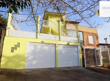 Casa · 280m² · 2 Quartos · 3 Vagas · Casa com pátio, piscina e churrasqueira, no Bairro Nonoai