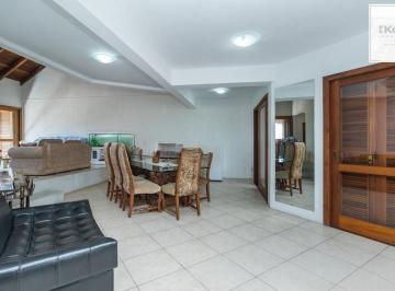 Casa de 5 quartos, Porto Alegre · Casa térrea com 5 dormitórios, 2 suítes, 3 vagas.