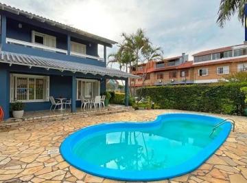 .JPEG+2025-05-12 · Casa de esquina com 285m², 3 dormitórios, sendo 1 suites, 4 vagas - amplo pátio