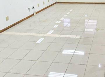 Comercial · 239m² · 2 Quartos · Prédio comercial com 239m²