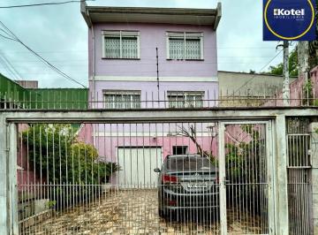 Casa · 150m² · 3 Quartos · 3 Vagas · Casa de 3 dormitórios, 4 banheiros e 3 vagas de garagem no bairro Agronomia