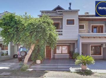 Casa · 129m² · 3 Quartos · 2 Vagas · Casa à venda - na Vila Nova