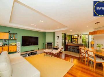 Casa · 309m² · 3 Quartos · 2 Vagas · Casa em condomínio com 3 dormitórios, revertido em 2, suíte e 2 vagas.
