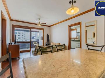 Apartamento · 96m² · 3 Quartos · 3 Vagas · Apartamento com 3 quartos, 1 suíte, 3 vagas e elevador no Bairro São João.