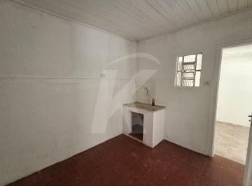 Casa · 35m² · 1 Quarto · Casa com 1 quarto, cozinha e banheiro.