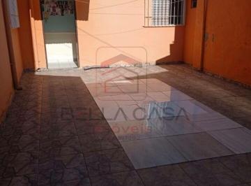 Casa · 200m² · 5 Quartos · Terreno com duas casas e salão comercial