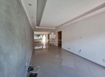 Casa · 213m² · 3 Quartos · 5 Vagas · Casa térrea em Guarulhos