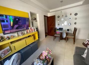 Apartamento · 69m² · 2 Quartos · 1 Vaga · Apartamento 2/4 1 suíte , Portaria 24 horas, Rua das Codornas Imbuí .
