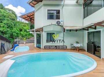 85228860983ba90fcd842a3072bb0c1f7072d570 · Casa com 6 dormitórios, sendo 3 suítes à venda, 397 m² por R$ 995.000 - Progresso - Blumenau/SC
