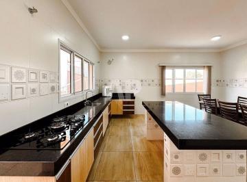 5d6ba8fc676733b7041fadc16761f073440610da · Casa com 2 dormitórios à venda, 197 m² por R$ 969.000,00 - Condomínio Lagos D'Icaraí - Salto/SP