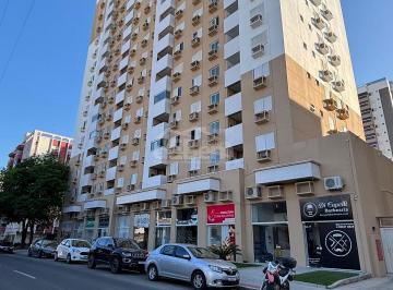 Comercial · 32m² · Ed. Dolário dos Santos - Sala comercial à venda no bairro Centro - Criciúma/SC