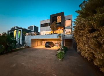 Casa · 600m² · 4 Quartos · 9 Vagas · Casa em Jardim do Golf I, Jandira/SP de 600m² 4 quartos à venda por R$ 3.950.000,00