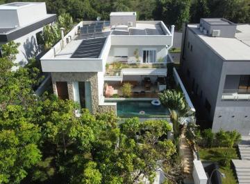 Imagem fachada · Casa Alto Padrão no Alphaville Burle Marx com Piscina, Jacuzzi, Energia Solar