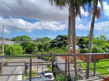 d213ead67c7cd94301f80f97dbefb342eb4db153 · Dois belos apartamentos com vista para o guaiba.