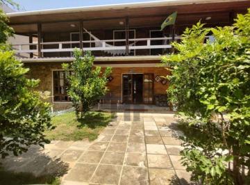 6492a29ef7d8547d9b246bf00e51041d1917fa91 · Casa de 2 pavimentos, 755m² à venda, com 3 quartos (2 suítes), localizada em Piedade, Jaboatão dos G