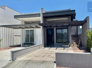 Casa · 2 Quartos · 1 Vaga · Casas à venda no bairro planejado Santorini