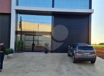 Comercial · 398m² · 4 Vagas · Barracão à venda em Guamium - SP