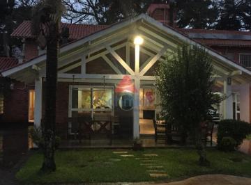 Casa · 300m² · 5 Quartos · 3 Vagas · Casa à venda, 300 m² por R$ 2.980.000,00 - Jardim América - São Leopoldo/RS