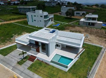 Casa de 6 quartos, Gravatá · Casa em condomínio de alto padrão com 06 suítes e piscina privativa à venda em Gravatá/PE!