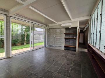 Casa de 3 quartos, Pindamonhangaba · Casa no Condomínio Fechado Real Ville com 3 Quartos e Projeto de Lazer