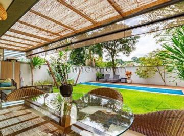 Casa · 425m² · 4 Quartos · 4 Vagas · CASA CONDOMÍNIO SANTO AMARO 4 SUÍTES 4 VAGAS
