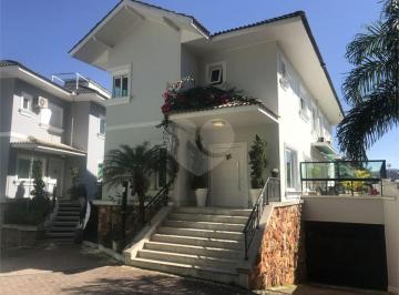 Casa de 3 quartos, São Paulo · Luxuosa Casa em Condomínio Fechado com Piscina Privativa no Tremembé – Jardim Floresta, Zona Norte.