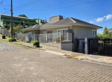 Foto 02 · Casa de Esquina no Bairro Juriti Nova Petrópolis | 3 Dorms (1 Suíte) | 230m² Construídos | Terreno d