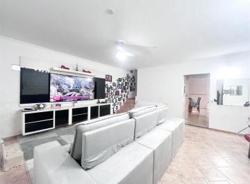 Casa de 4 quartos, São Paulo · Casa muito aconchegante com 4 dormitórios à venda na Vila Nova Mazzei
