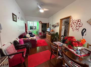 Apartamento · 32m² · 1 Quarto · Apartamento 1 dormitório próximo Shopping Praia de Belas