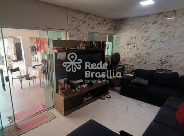 Casa · 198m² · 3 Quartos · 3 Vagas · QUADRA 05 - RES. VITÓRIA - CASA COM 03 QUARTOS SENDO 02 SUÍTES - PISCINA - ÁREA DE CHURRASQUEIRA -  