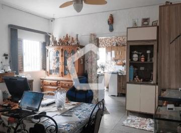 Casa · 240m² · 3 Quartos · 6 Vagas · Rua Guaxuma, 15 - Vila Rio Branco